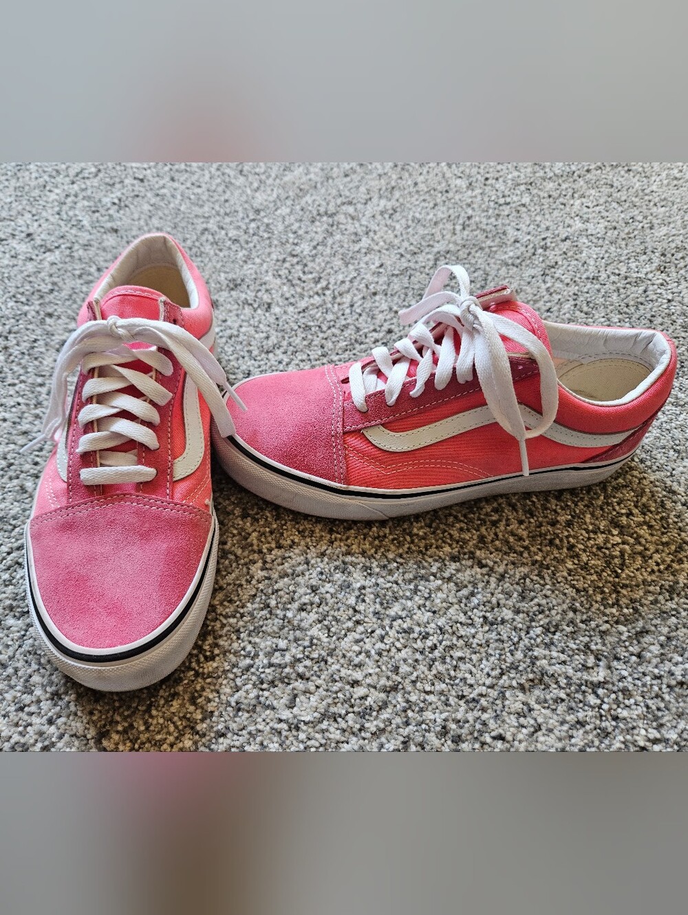 Vans Women’s Pink Low-Top Canvas Skate Sneakers
